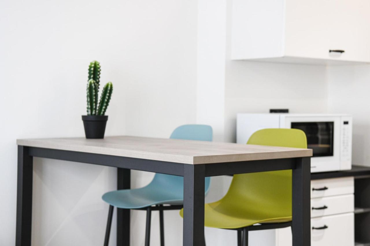 Studio Sur Le Vieux-Port Ideal Pour 2 Personnes Apartment Marseille Bagian luar foto